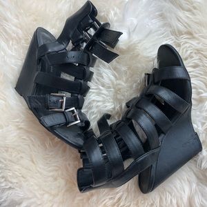 BLACK wedges